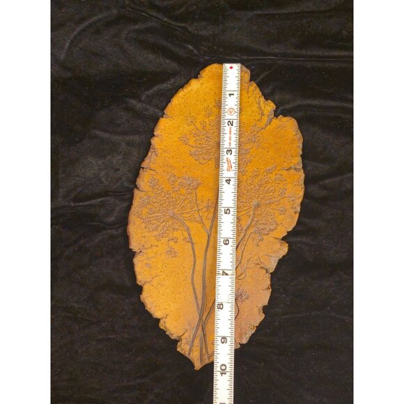 Artisan Clay Art with Plant Impression - Picture 2 of 5